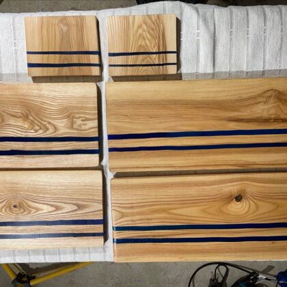 Komplekts ar dēlīšiem un paliknīšiem