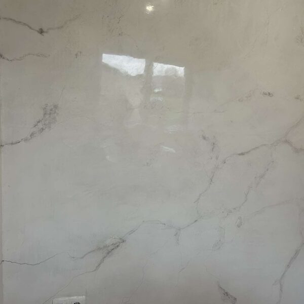 Venēcijas dekoratīvais  apmetums - marmora imitācija ar faktūrām