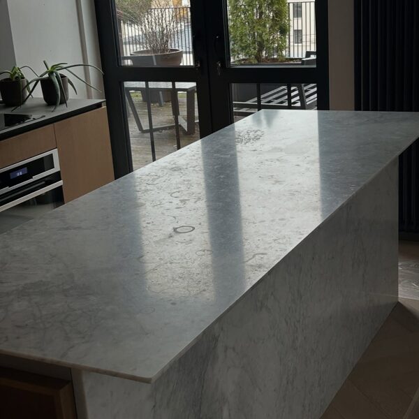 Marmora atjaunošana