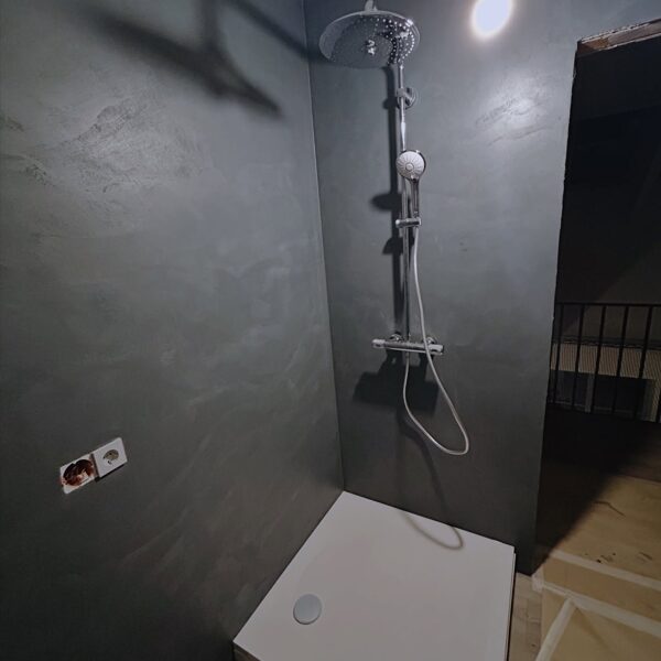 Mikrocements vannas istabā