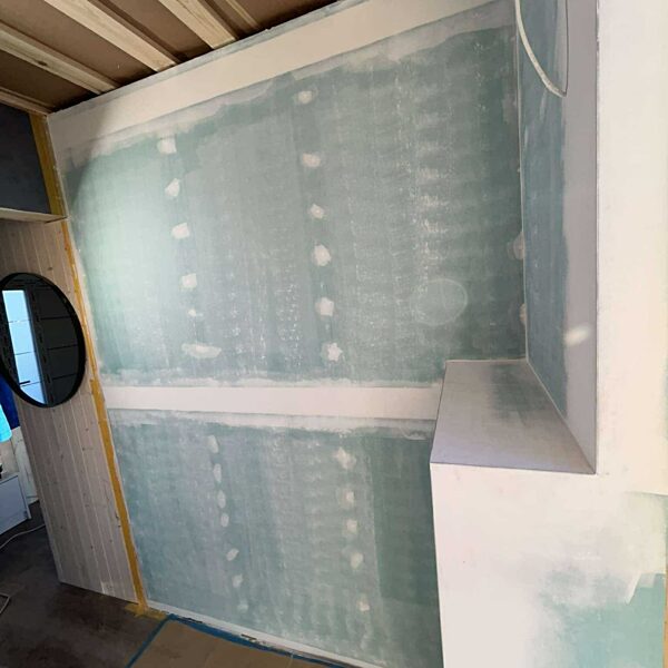 Pirms CODORO dekoratīvā krāsas -zīda efekta