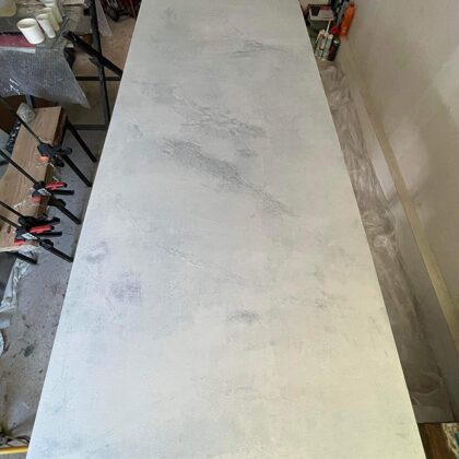 White epoxy panel with brown textures