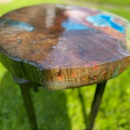 Epoxy coffee table with led lighting and fluorescent epoxies