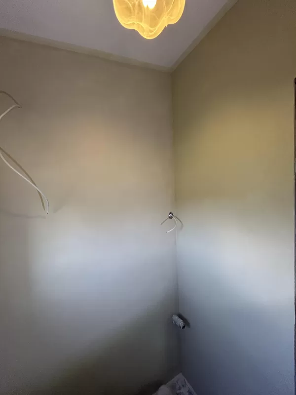 Mikrocementa vannas istaba