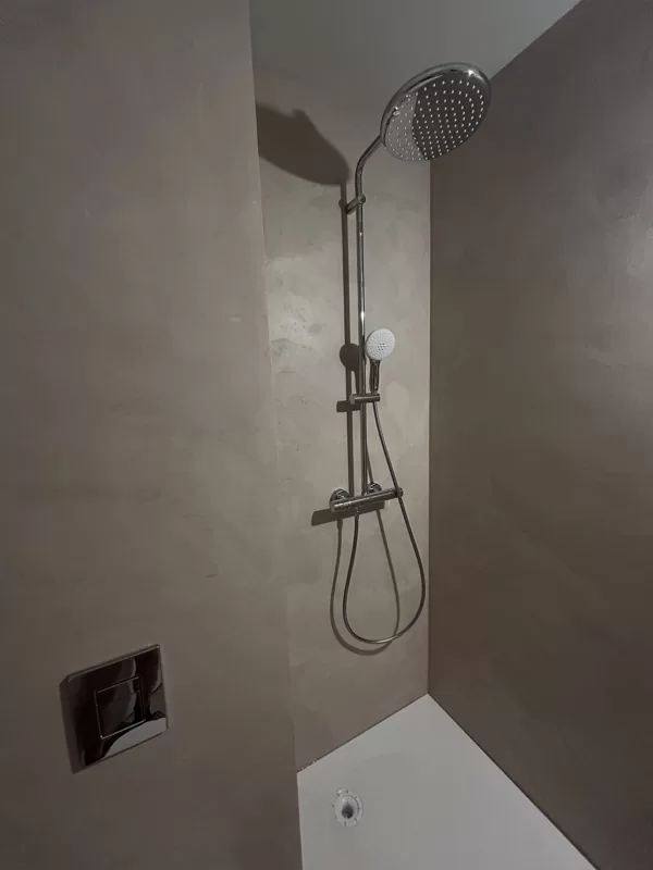 Mikrocements vannas istabā
